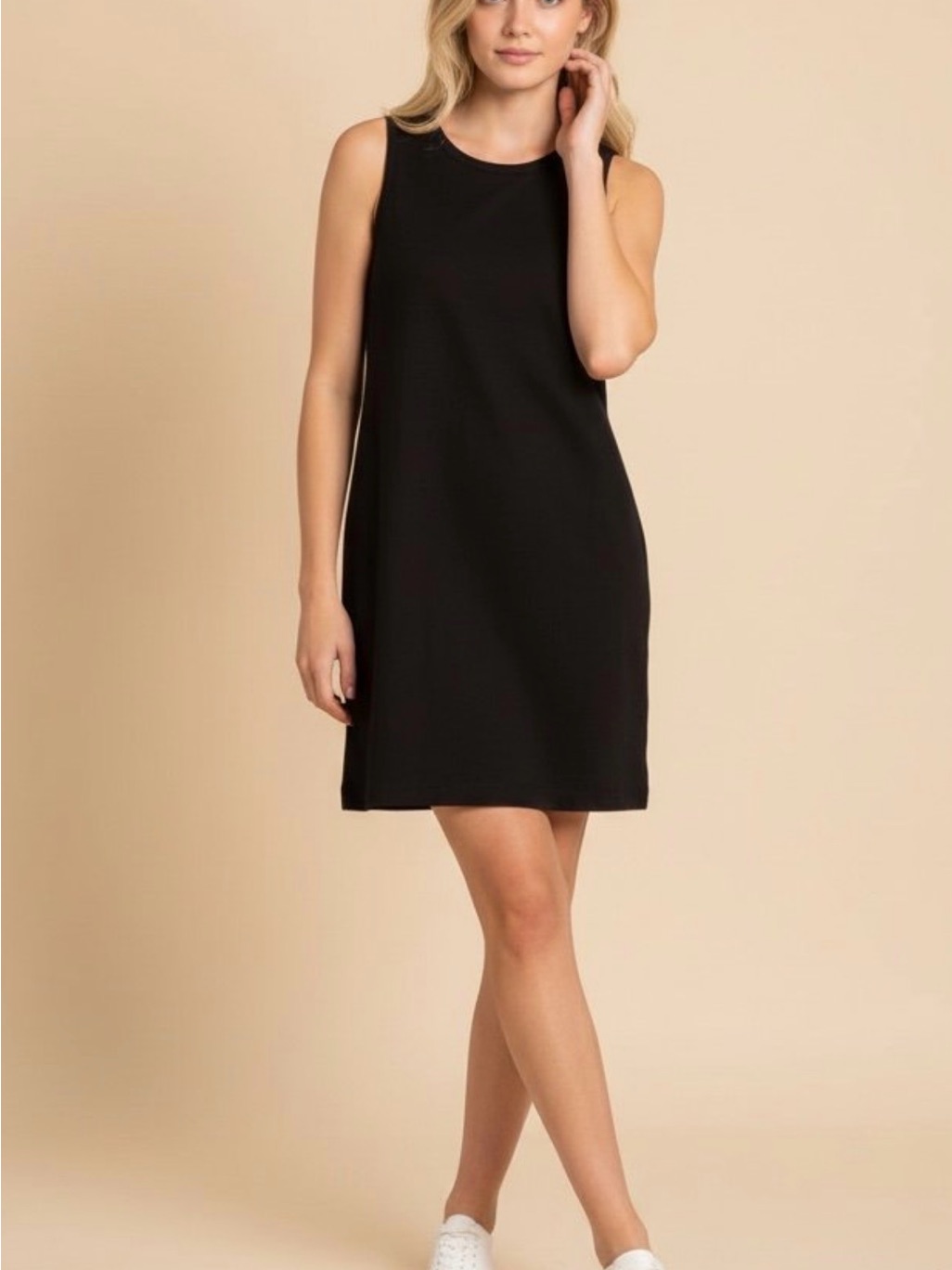 A New Day Black Sleeveless Shift Dress